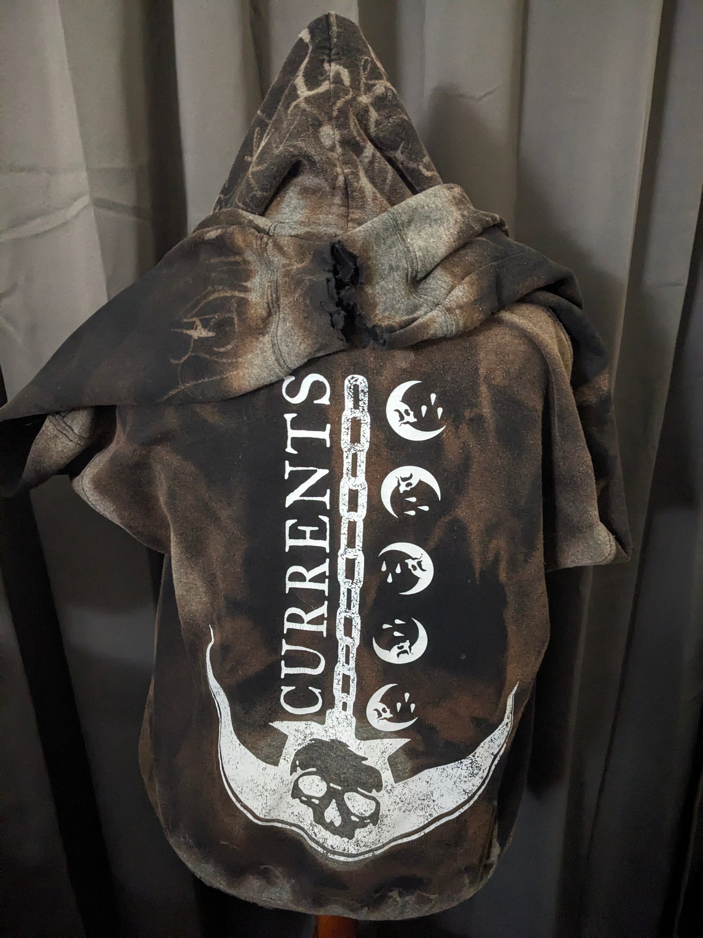 Personal Currents Hoodie //L: 1//